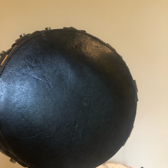 Rare Jimmy choo braided bucket bag with rivets - Picture 6 of 6